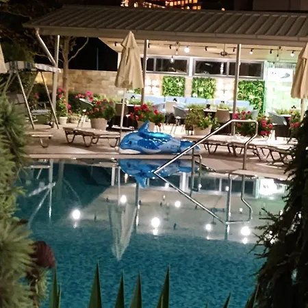 Blue Bay 3* סאני ביץ'