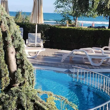 Blue Bay Hotel